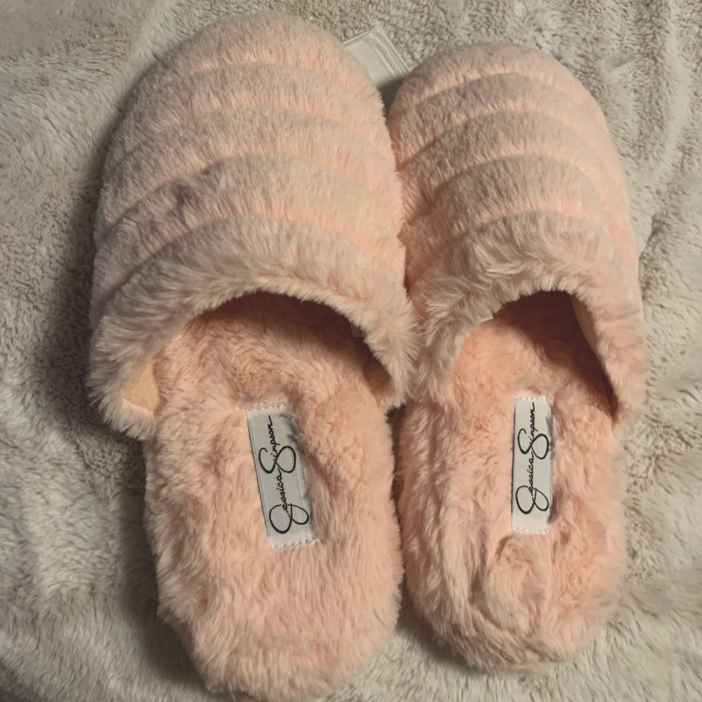 NWOT Jessica Simpson slippers